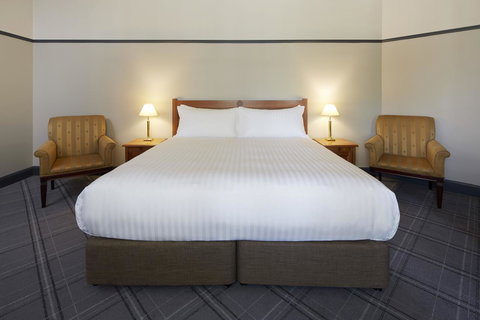 Brassey Hotel - Managed By Doma Hotels - Your Accommodation 8