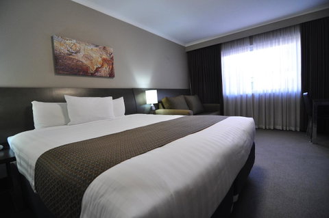 Pavilion On Northbourne - Your Accommodation 18