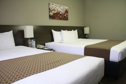 Pavilion On Northbourne - Your Accommodation 37