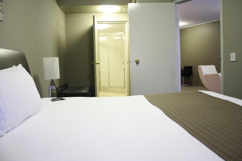 Pavilion On Northbourne - Your Accommodation 17