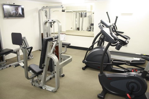 Pavilion On Northbourne - Your Accommodation 11