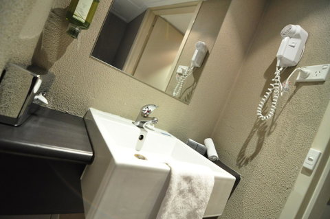 Pavilion On Northbourne - Your Accommodation 21