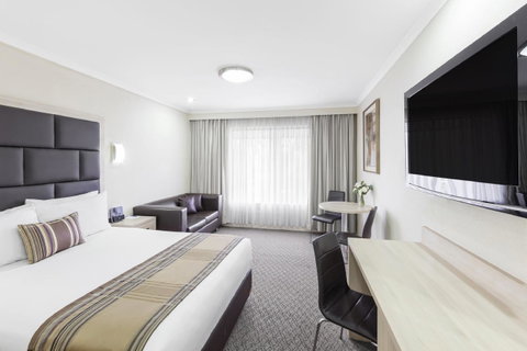 Garden City Hotel, Best Western Signature Collection - Your Accommodation 0