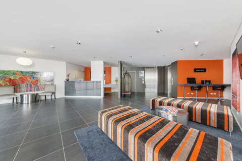 Abode Tuggeranong - Your Accommodation 7