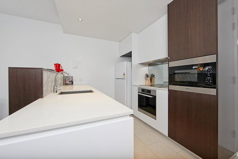 Realm Park 39 Barton ACT - Your Accommodation 11