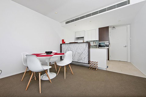 Realm Park 39 Barton ACT - Your Accommodation 6