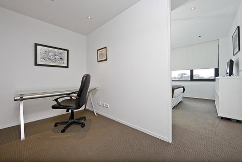 Realm Park 39 Barton ACT - Your Accommodation 9