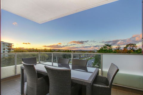 IQ Smart Apartments 704 Braddon ACT - Your Accommodation 7