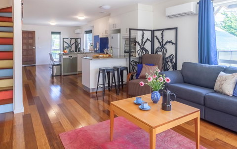 One Of A Kind Apartments - Your Accommodation 27