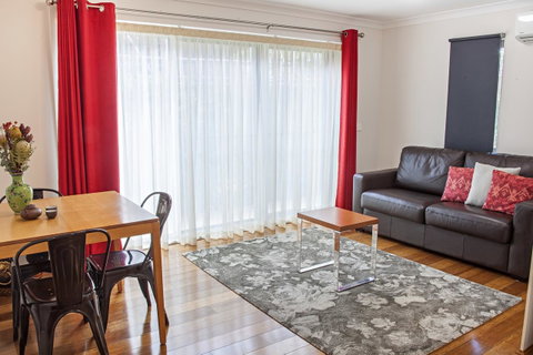 One Of A Kind Apartments - Your Accommodation 7
