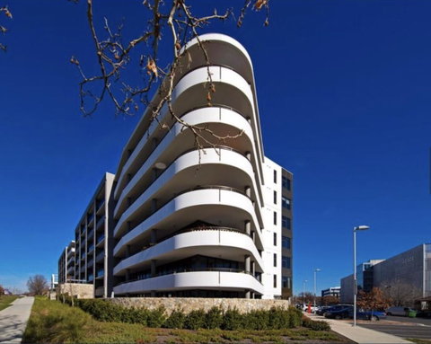 Modern Executive Apt@Barton*1BR*WiFi*Gym*Secure Parking*Canberra - Your Accommodation 22
