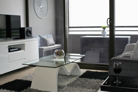 Modern Executive Apt@Barton*1BR*WiFi*Gym*Secure Parking*Canberra - Your Accommodation 8