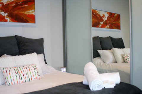 Modern Executive Apt@Barton*1BR*WiFi*Gym*Secure Parking*Canberra - Your Accommodation 1