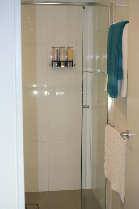 Modern Executive Apt@Barton*1BR*WiFi*Gym*Secure Parking*Canberra - Your Accommodation 15