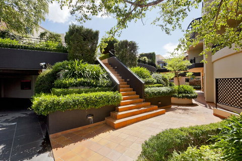 AAC Apartments - Griffin - Your Accommodation 1