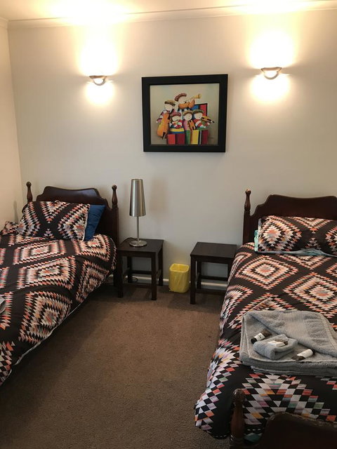 Central Tranquility Heart Of Orange - Your Accommodation 18