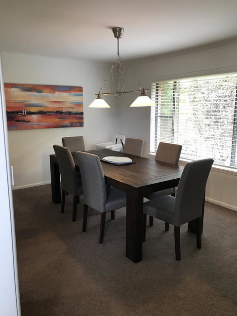 Central Tranquility Heart Of Orange - Your Accommodation 5