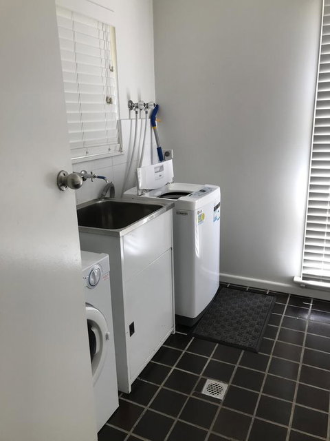 Central Tranquility Heart Of Orange - Your Accommodation 29