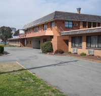 Canberra Lyneham Motor Inn - Your Accommodation