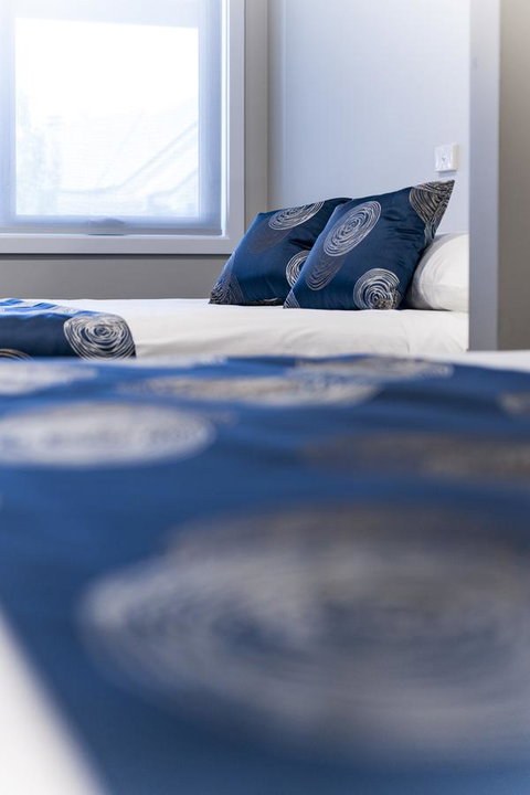 Leumeah Lodge - Your Accommodation 10