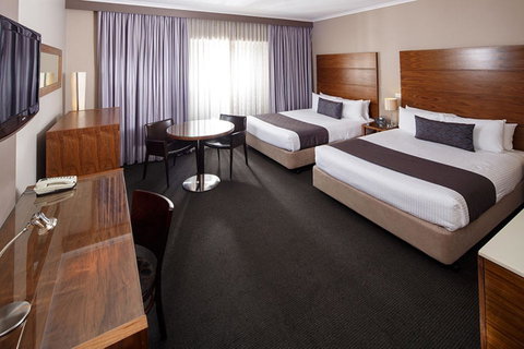 Quality Hotel Dickson - Your Accommodation 0