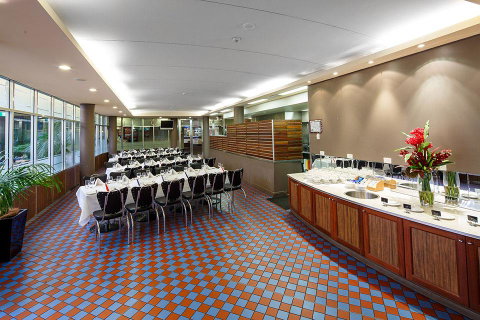 Quality Hotel Dickson - Your Accommodation 8