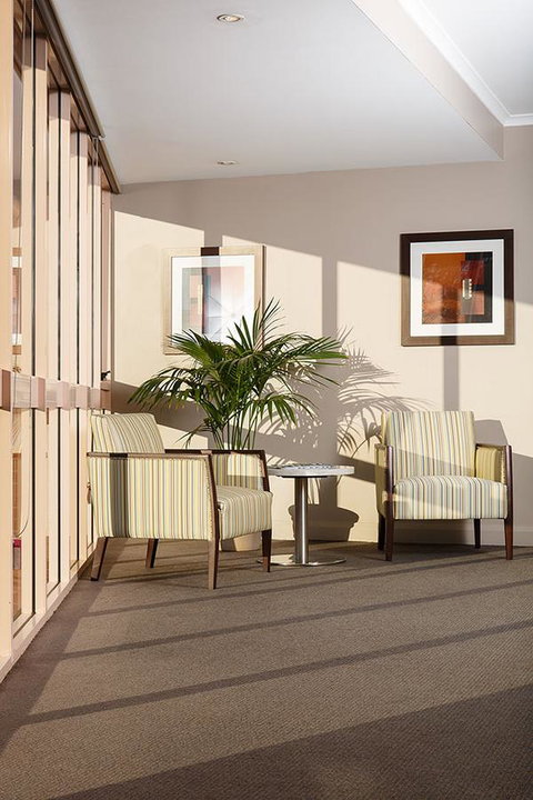 Quality Hotel Dickson - Your Accommodation 24