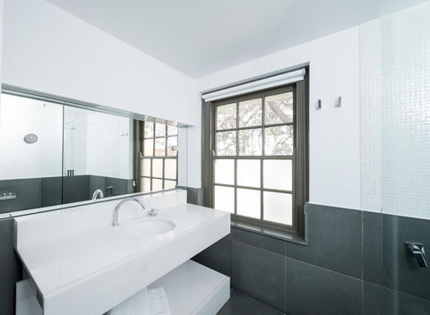 Peppers Gallery Hotel - Your Accommodation 40