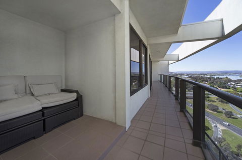 BreakFree Capital Tower Apartments - Your Accommodation 35