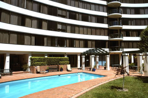 BreakFree Capital Tower Apartments - Your Accommodation 7