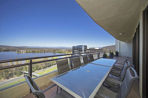 BreakFree Capital Tower Apartments - Your Accommodation 31