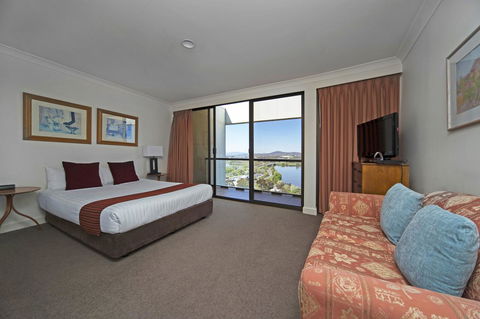 BreakFree Capital Tower Apartments - Your Accommodation 34