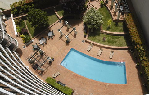 BreakFree Capital Tower Apartments - Your Accommodation 12