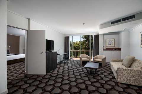 Rydges Canberra - Your Accommodation 38
