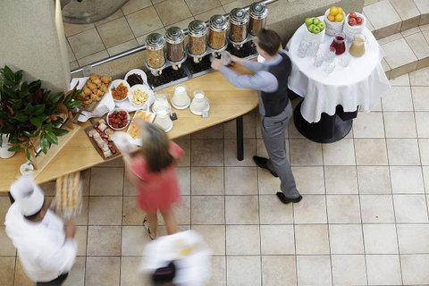 Rydges Canberra - Your Accommodation 8