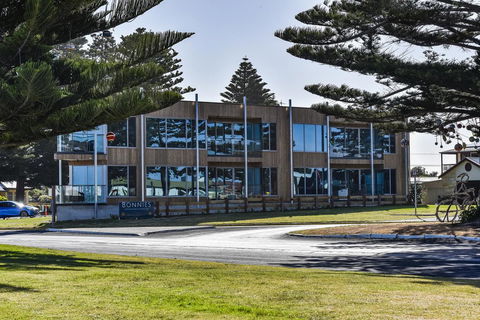 Bonnies Of Beachport - Your Accommodation 25