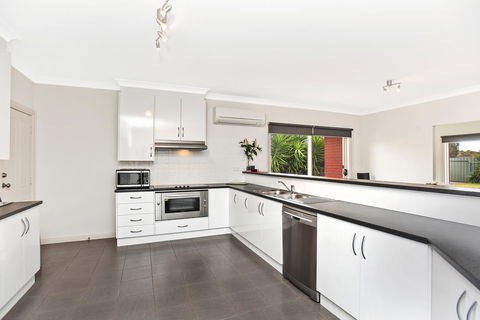 'The Hidden Diamond' - Normanville - Your Accommodation 15