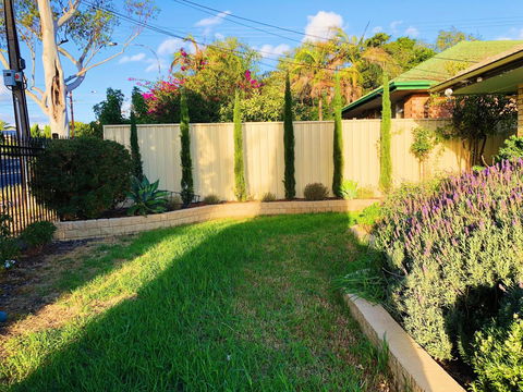 Beautiful Garden House - Your Accommodation 8