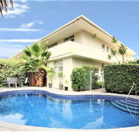 Hi 5 stars Glenelg Studio Apartment - Your Accommodation