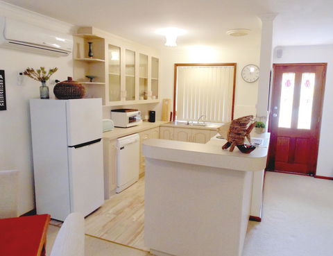 Baronet B & B - Your Accommodation 9