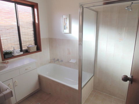 Baronet B & B - Your Accommodation 13