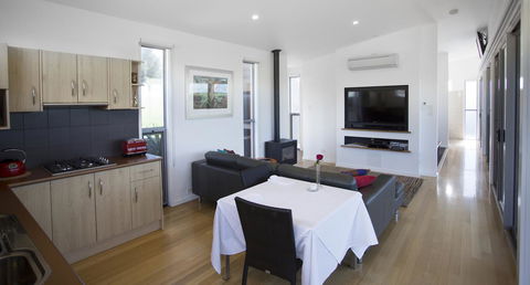 Barossa Pavilions & Glasshouse - Your Accommodation 6