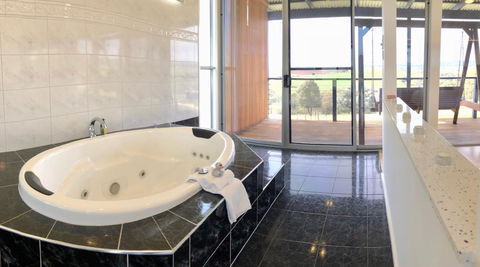 Barossa Pavilions & Glasshouse - Your Accommodation 11