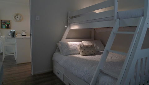 Grassmere House Magill - Your Accommodation 5