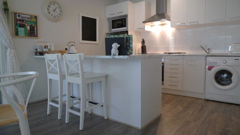 Grassmere House Magill - Your Accommodation 3