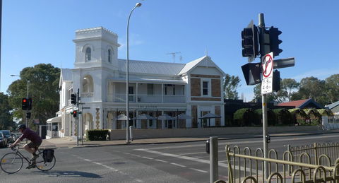 Grassmere House Magill - Your Accommodation 26