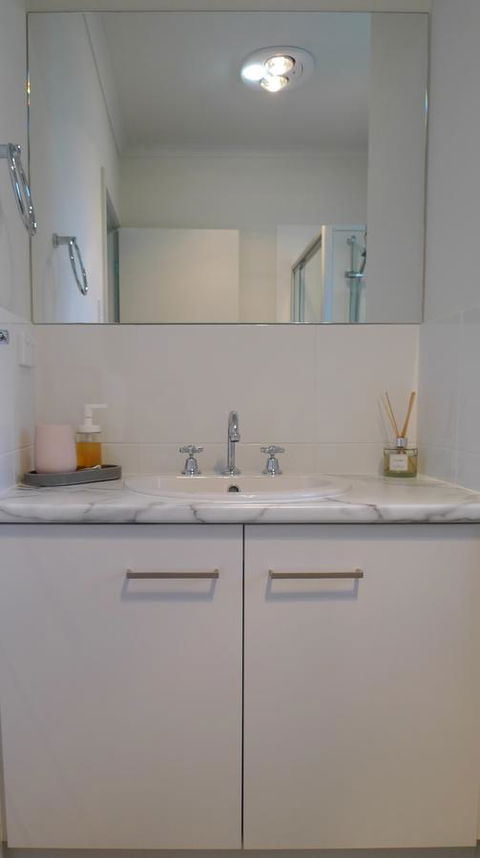 Grassmere House Magill - Your Accommodation 10
