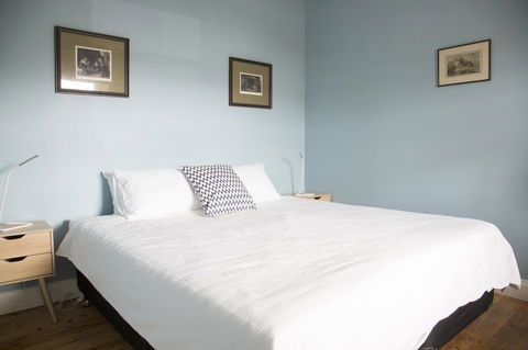 Wayfarers Cottage - Your Accommodation 11