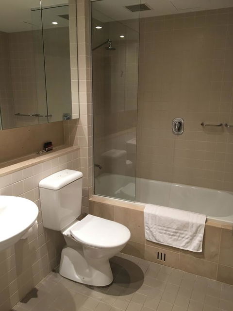 Glenelg Beach Studio - Your Accommodation 4