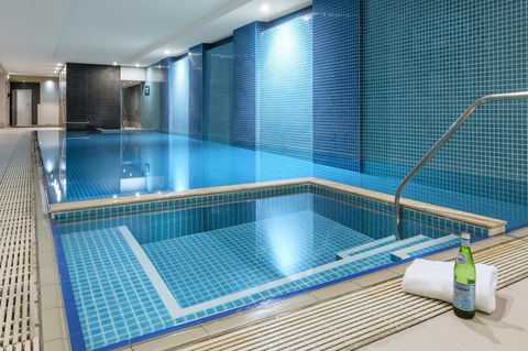 Oaks Glenelg Plaza Pier Suites - Your Accommodation 10